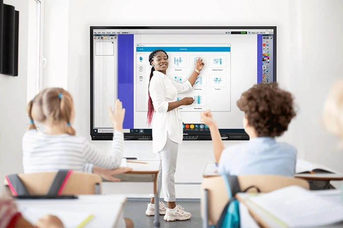 Keys to an Effective Classroom: Key Elements for Buying an Interactive Whiteboard