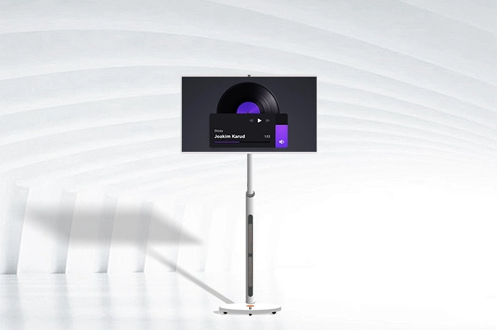 Break Free from Screen Constraints with Portable TVs