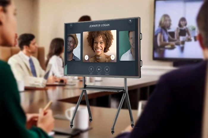 HYBRID OFFICE ERA: HOW CAN INTERACTIVE WHITEBOARDS BECOME THE "CENTRAL NERVOUS SYSTEM" OF SEAMLESS COLLABORATION?