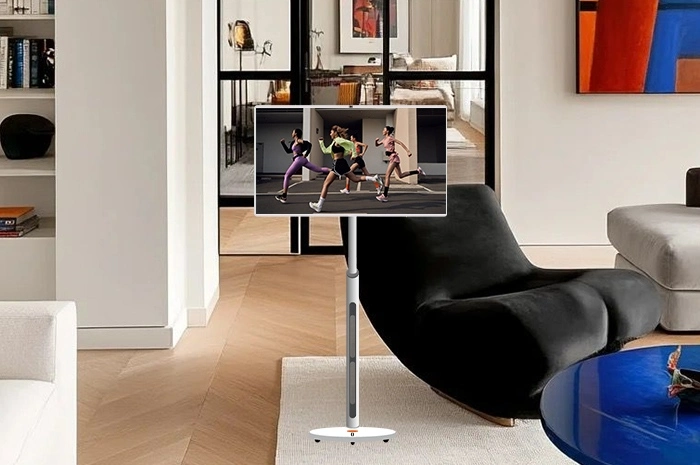 Qunmao Portable TV: Solving Real-Life Problems with Smart Tech